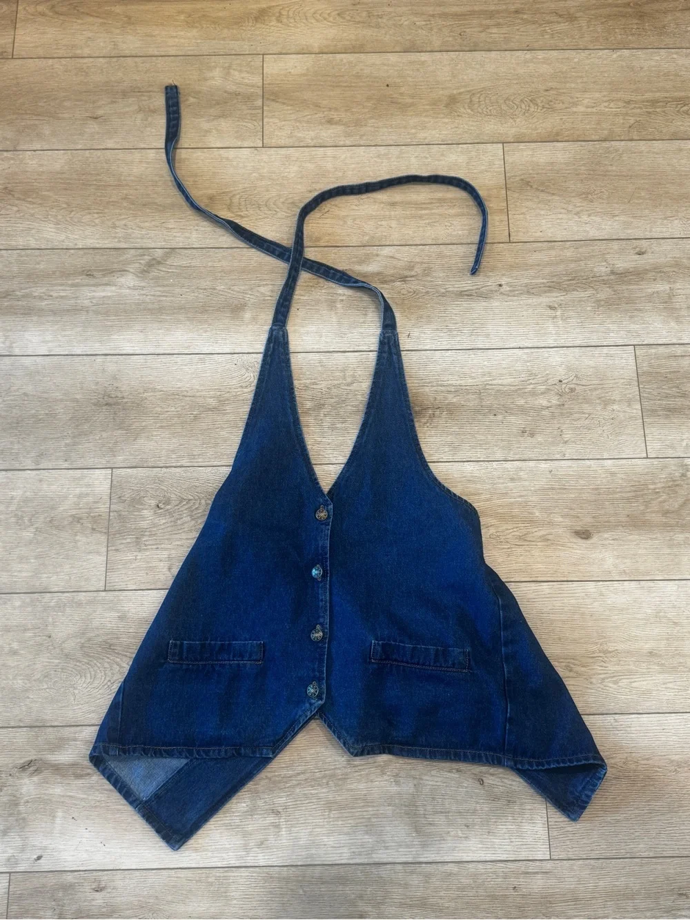 LIONESS MATCHING DENIM SET: HILLS HALTER VEST, TOP MODEL JEAN